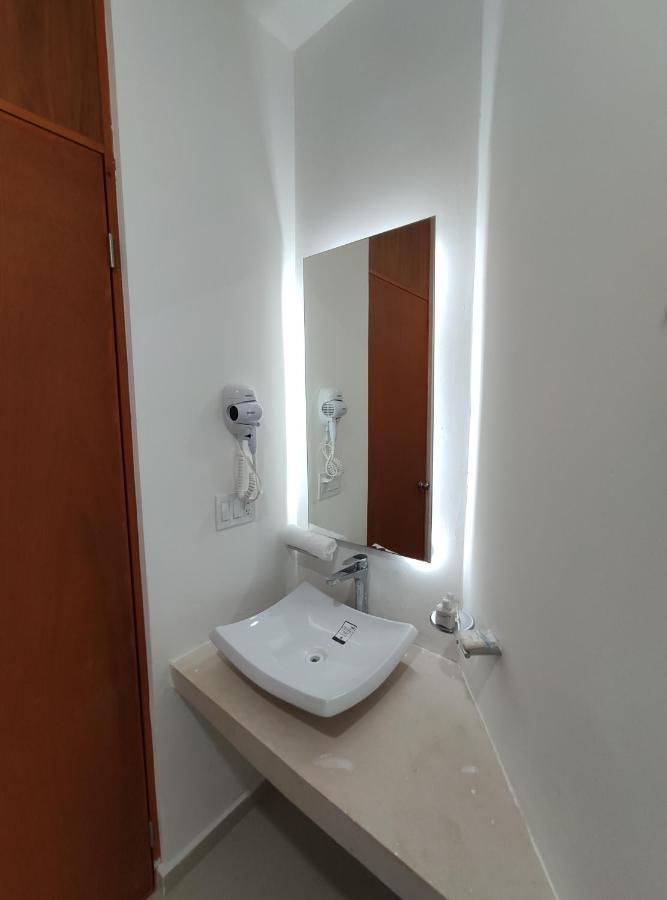 Kai Hotel Boutique Adults Only ホルボックス島 エクステリア 写真